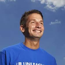 David Harkin's Instagram, Twitter & Facebook