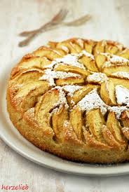 Apfelkuchen Rezept Ganz Besonderer Kuchen Mit Kartoffeln Im Teig Rezept Kartoffelkuchen Apfelkuchen Rezept Rezepte