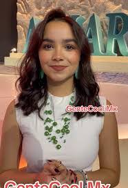 Kami Jacobs's Instagram, Twitter & Facebook