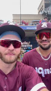 @IronPigs's video Tweet