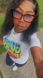 Hello ladies 👋🏾 New to the group. New to Atl. 6'9 275 lbs. Truck driver.  No Kids(yet). Louisiana native.