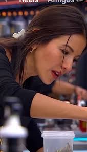 El equipo ganador 15 puntos verde.👋💪 8 puntos Morado. 5 puntos azul 2  puntos. Rojo. El otro reto siguen los mismos participantes y con los mismos  equipos.