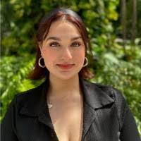 Rebecca Hanson's Instagram, Twitter & Facebook