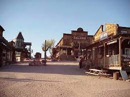 After more than 115 years, travelers from all over the world still visit this gold mining town located on the historic apache trail. 93 Ghost Town Ideas Towns Western Town Ghost Towns