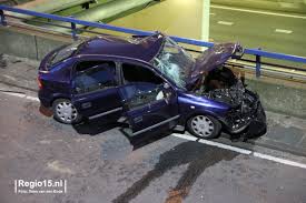 De auto raakte total loss en de jong in levensgevaar. Uzivatel Regio15 Nl Na Twitteru Update Samantha De Jong Barbie Buiten Levensgevaar Na Zwaar Ongeval Schenkkade In Denhaag Https T Co Si0cmel7tt Https T Co Mgbk8axjb1
