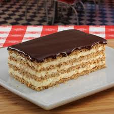 The chicago restaurant may be famous for its hot dogs and italian beef, but man, the chocolate cake is also the bomb. Portillo S On Twitter Which Portillo S Dessert Are You Getting In Your Next Online Order