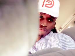 Waligaa ma aragtay Nin codkiisa...