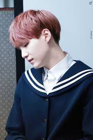 Bangtan Foto Kekasih Kim Anjing