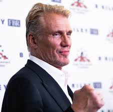 El secreto de Dolph Lundgren para mantener sus músculos a los 66 años está  en un curioso tratamiento