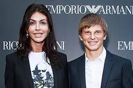 Алиса казьмина и андрей аршавин. Alisa Kazmina Zhaleet Chto Kogda To Ushla Ot Pervogo Muzha K Arshavinu Brosili V Nishetu Bolezn I Stradaniya Spletnik