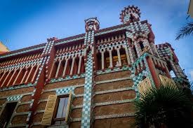 Casa Vicens First House Designed By Antoni Gaudi Colour Your Casa Gaudi Deco Design
