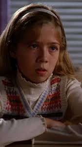 Young Jennette McCurdy holds her own alongside this legend. #SVU