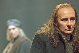 Stratford: A gender-bending Richard adds a level of irony