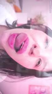 Glass Kissing POV - ThisVid.com