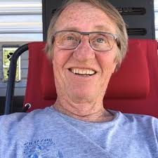 Why second post holder not installed in 2020 fr surveyor?