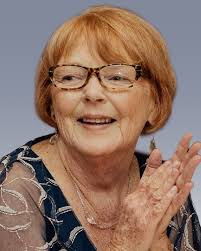 Contributions to the tribute of Diane "Dee" Oleynik (nee Murray)