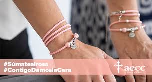 Las pulseras solidarias se pusieron de moda hace años cuando la fundación de lance armstrong creó unas pulseras de silicona para el. Ya Estan Aqui Asociacion Espanola Contra El Cancer Facebook