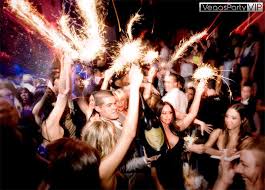 Bottle Service Presentation Las Vegas Contact Us For Hassle Free Entry The Best Vip Tables Vegaspartyvip Com Text 70 Bottle Service Vegas Party Las Vegas