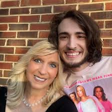 Posting for a friend- Foxcroft apartments in Statesville- my friend rents a  2BR apt. Has had no working AC (she was provided with 1 window unit in one  bedroom but temps in