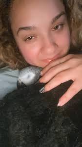 Reunited with zola the meowing parrot 🤣 I might give her her very own  Facebook page as she's so well known now 🤣🤣