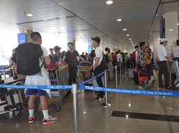 Xe một chiều đón từ sân bay tsn về vũng liêm vĩnh long, thuê xe 7 chỗ đón sân bay tân sơn nhất về vũng liêm vĩnh long, nhà xe chuyên rước khách tại sân bay đi vũng liêm vĩnh long, dịch vụ xe tại sân bay tsn, tôi mướn xe đón người thân ở … San Bay Tan SÆ¡n Nháº¥t Giáº£m Nhiá»‡t TrÆ°á»›c Ngay Nghá»‰ Táº¿t Tin Tá»©c Má»›i Nháº¥t 24h Ä'á»c Bao Lao Ä'á»™ng Online Laodong Vn