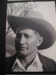 Leah Peden's Instagram, Twitter & Facebook