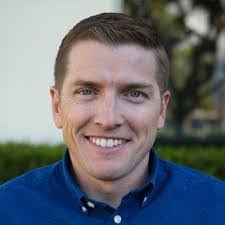 Warren Goodrich's Instagram, Twitter & Facebook