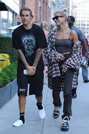 Canadian singer and songwriter justin bieber was seen with wife and model hailey bieber in las vegas last weekend. So Apparently Hailey Baldwin And Justin Bieber S Courthouse Wedding Was Her Idea