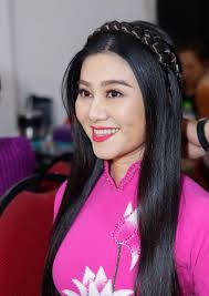 Cô đào cải lương U45 lột bỏ mặt nạ phấn son, có một điểm đẹp trường tồn  theo năm tháng