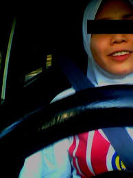 Maybe you would like to learn more about one of these? Aksi Awek Tudung Dalam Kereta 6 Gambar