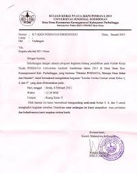 Setelah dibahas mengenai beberapa contoh surat undangan resmi, dimulai dari surat undangan perusahaan, surat undangan pembagian raport sampai dengan surat undangan peresmian tempat, kini akan dilanjutkan dengan pembahasan untuk mengenal beberapa contoh surat undangan tidak. Contoh Surat Undangan Lomba Sekolah Contoh Surat