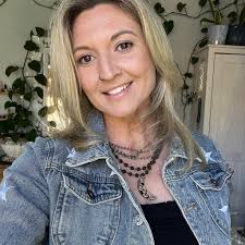 First scroll saw project: pug planter box