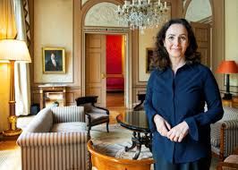 Femke halsema heeft voor het eerst publiekelijk gesproken na de berichtgeving over haar zoon in augustus. Zoon 15 Van Amsterdamse Burgemeester Gearresteerd Voor Inb Het Belang Van Limburg Mobile