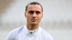 Jonathan Levi om framtiden: "Håller ett extra öra öppet"