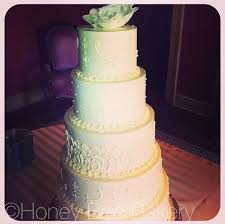 Wedding Cake From Honey Bee Bakery In Oxford Mississippi Weddingcake Sug M S Wedding Cakes Wedding Cakes Custom Cakes