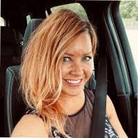 Kim Landers's Instagram, Twitter & Facebook