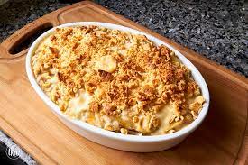 Pour mixture over noodles and stir until there are no dry noodles. Classic Hot Tuna Noodle Casserole With Cracker Topping