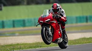 Die Neue Panigale V4 Die Wissenschaft Der Geschwindigkeit Ducati