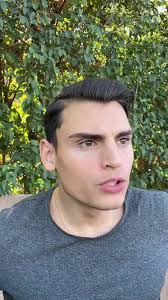 Why Russians Don't Smile: Explained