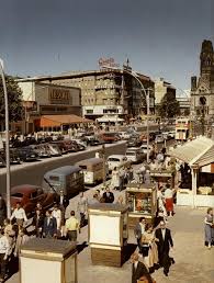 Ende 1950er West Berlin Kurfurstendamm Mit Kaiser Wilhelm Gedachtniskirche Berlin Geschichte Berlin Stadt Deutsche Landschaft