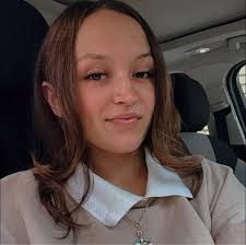 I'm pregnant and starting the journey of finding an OB/GYN for delivery.  I've read mixed reviews about Henry Ford, so I'd really love to hear your  personal experiences like who you trusted,