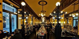 Si trova in piazza tommaseo, ovvero piazza dei negozianti, ed è sin. Libreria Picture Of Antico Caffe San Marco Trieste Tripadvisor