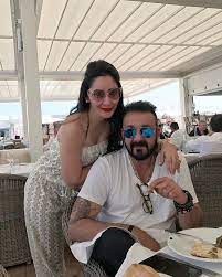 Sanjay Dutt S Wife Maanayata Dutt Bollywood Celebrities Wife Celebrity Updates