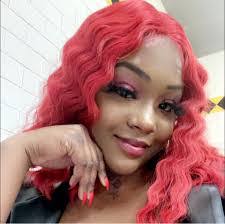 Nikki Cooney's Instagram, Twitter & Facebook