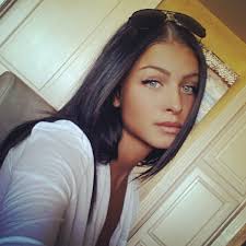 Stream Sandra Davalos music