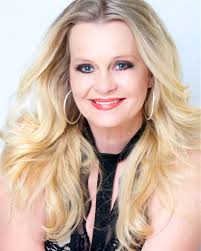 Teresa Hyatt's Instagram, Twitter & Facebook