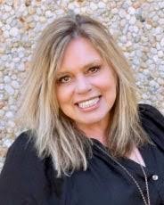 Peggy Hovatter's Instagram, Twitter & Facebook