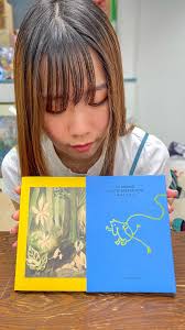 迎接《美女與野獸》動畫誕生35周年，首本迪士尼官方授權的《美女與野獸》繪本將於書展登場！  陋室五月在今年香港書展中，還有強勁新品，包括魔法小天使（我係小忌廉）的迷你動畫書、全球首次發售的姆明繁體中文版小說、b.wing  新作，以及小燦的首本繪本等。 第35屆香港書展