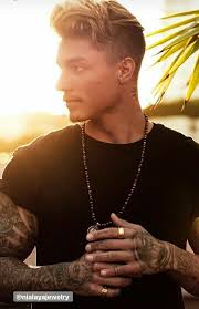 Pin By Kimberly Jones On Johnny Mens Hairstyles Short Johnny Edlind Mens Hairstyles With Beard