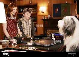 THE SHAGGY DOG (2006) ZENA GREY, SPENCER BRESLIN CREDIT DISNEY SHGG 001-22  Stock Photo - Alamy